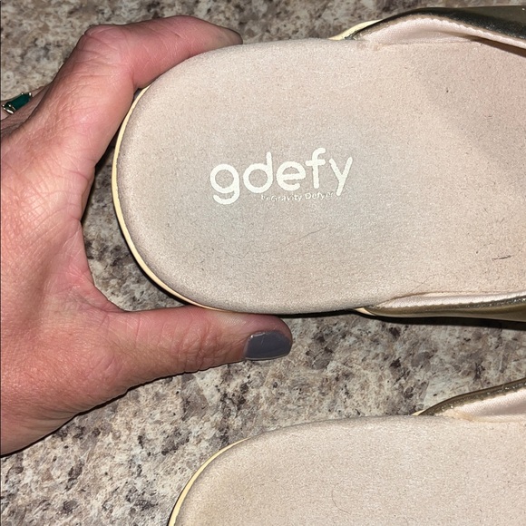 Gdefy Women's Gold Mules - Picture 1 of 7